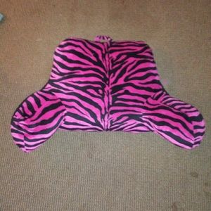 💜Pink & black zebra stripe pillow.